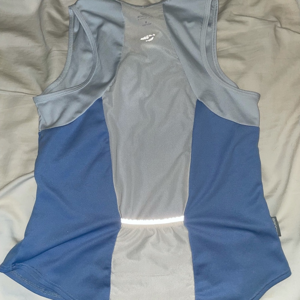 workout top - Picture 5 of 5